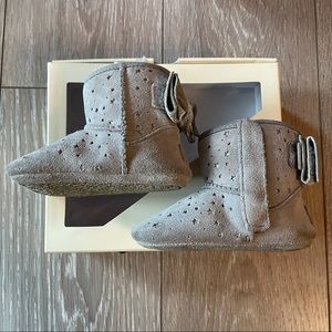 Ugg Jesse Bow II star girl boot bootie size 4/5